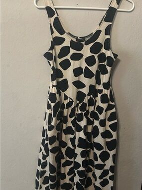 Who What Wear Black and White Printed Tank Midi Dress